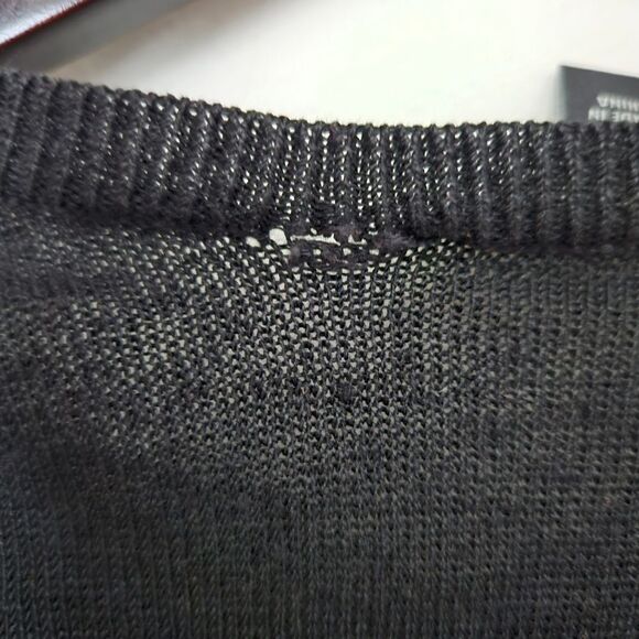 Ann Taylor Cardigan Sweater Short Business Casual Neutral Black Knit Classic - Picture 9 of 10